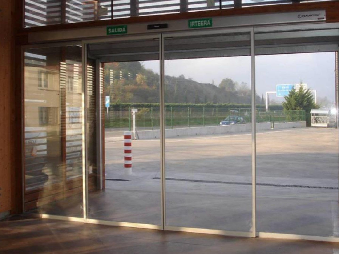 puerta-automatica-cristal-peatonal-1